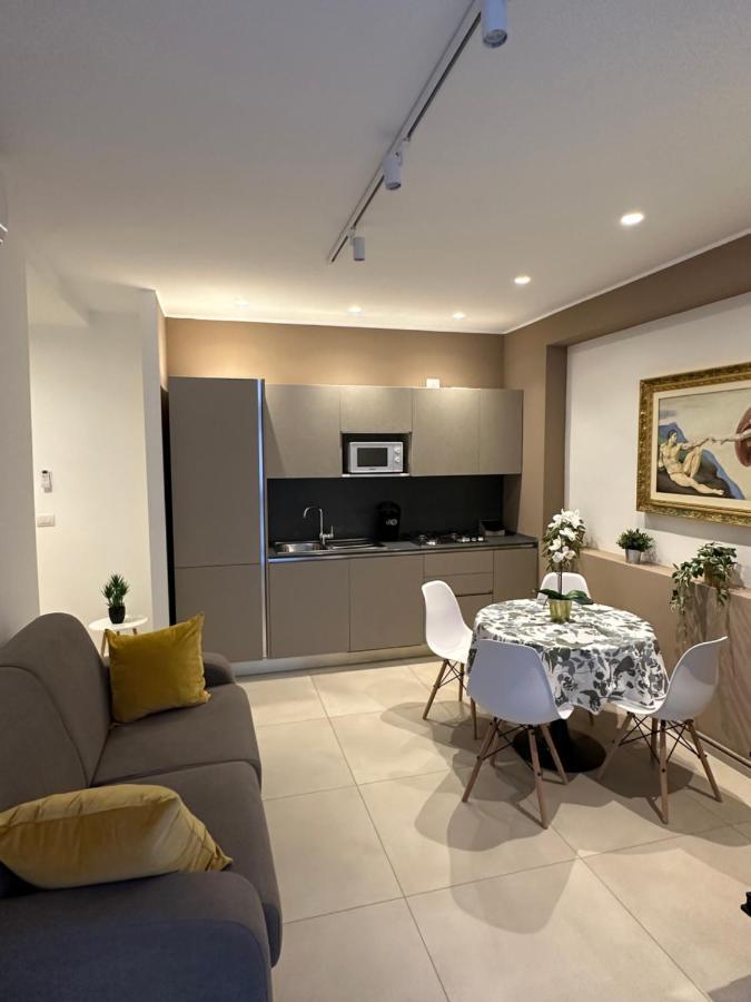 Apartments Ennio Top Class Bari Zewnętrze zdjęcie