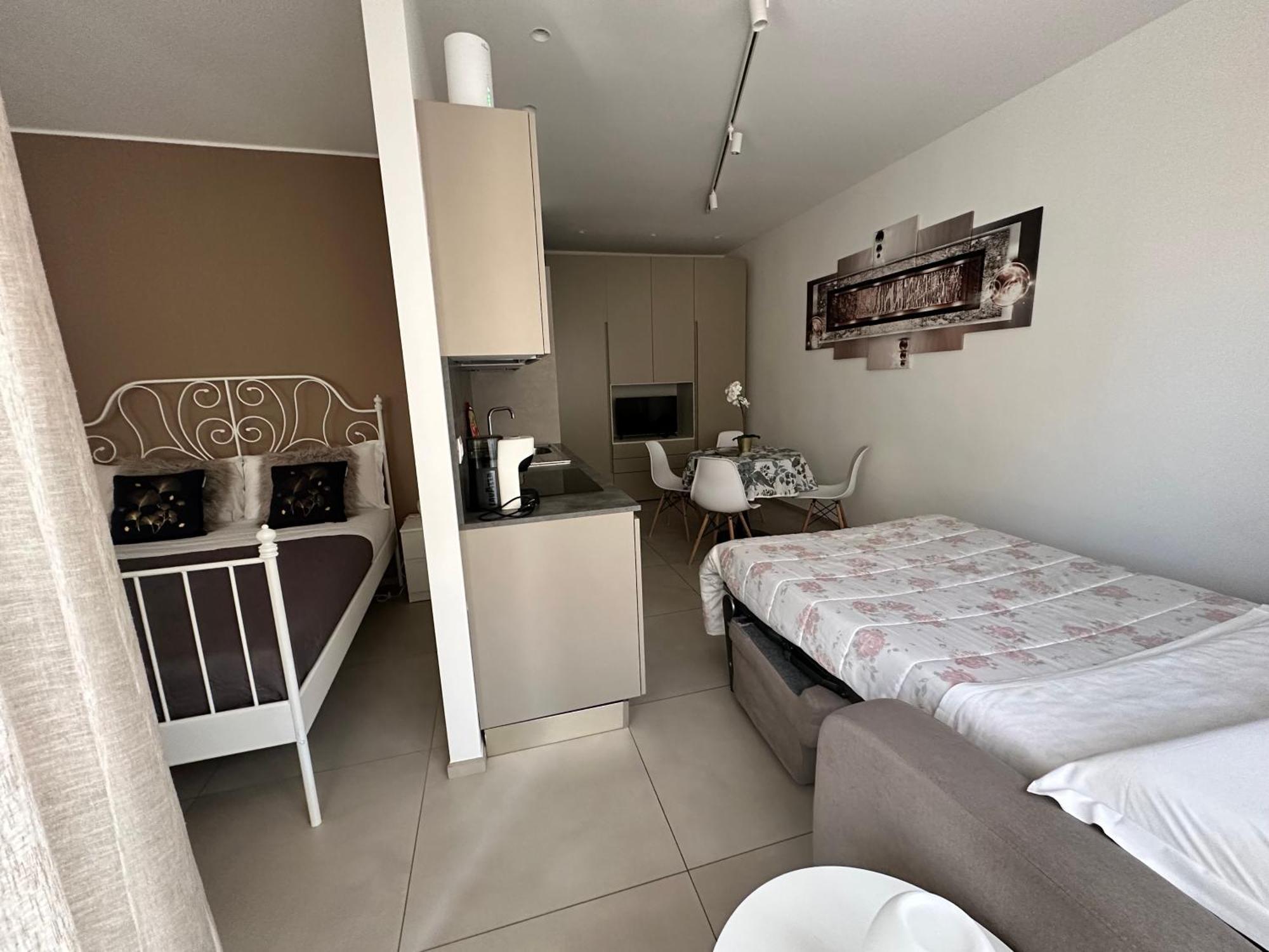 Apartments Ennio Top Class Bari Zewnętrze zdjęcie